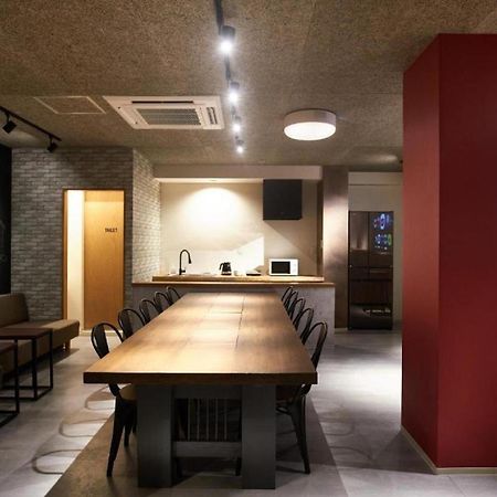 מלון אוסקה Shinsaibashi House מראה חיצוני תמונה