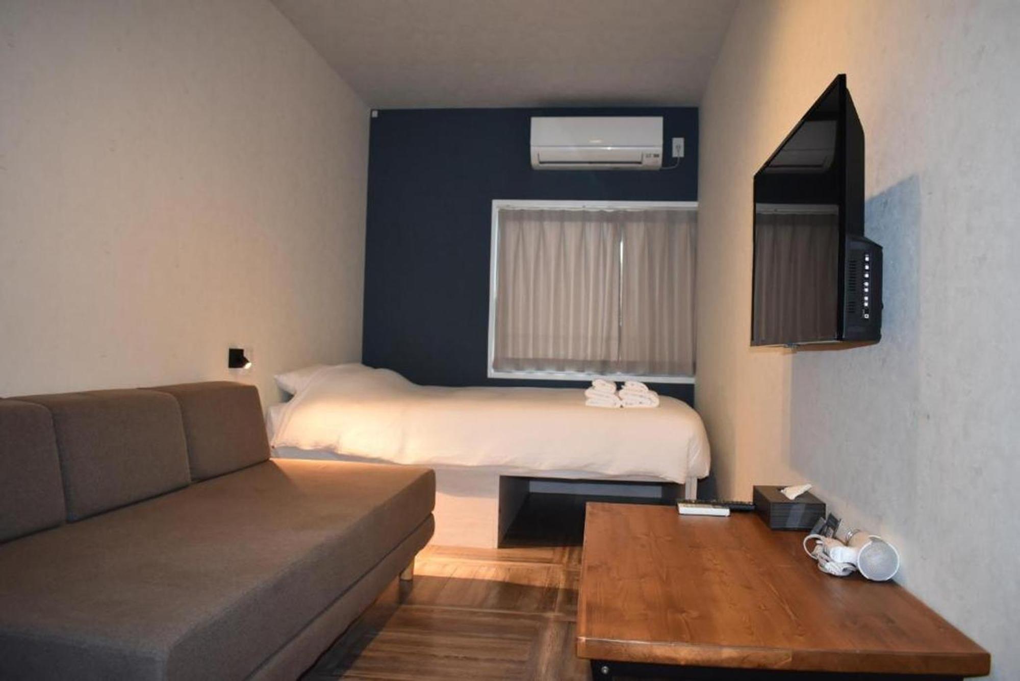 מלון אוסקה Shinsaibashi House חדר תמונה